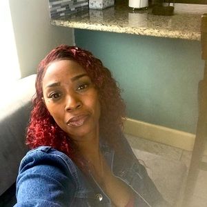 Meet your Posher, Alice